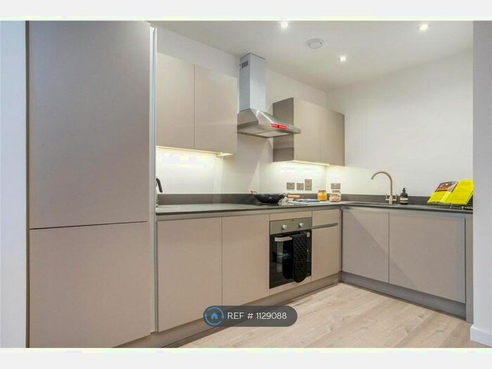 1 Bedroom Flat To Rent In Caspian View, Bletchley, MK3