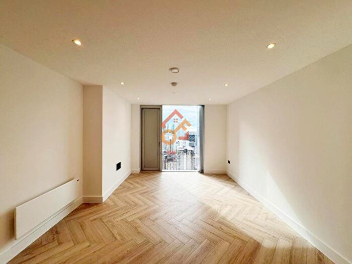 1 Bedroom Flat To Rent In Bankside Boulevard, Salford, M3