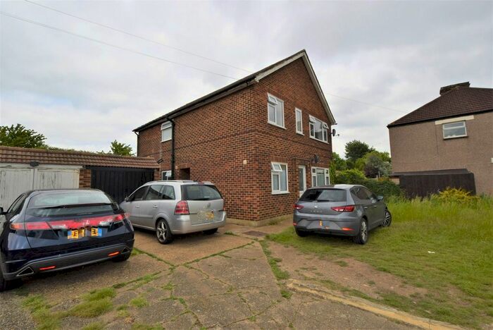 2 Bedroom Flat To Rent In Westbrook Road, Welling, DA16
