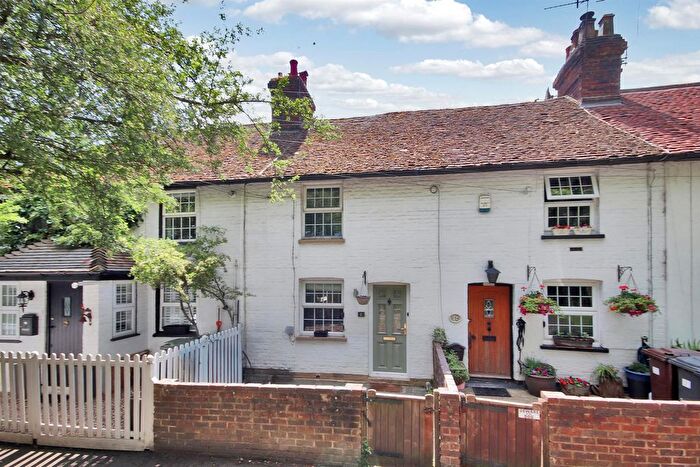 2 Bedroom Terraced House For Sale In London Road, Hildenborough - Chain Free, TN11