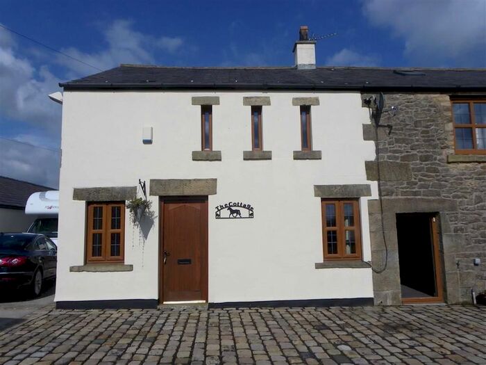 2 Bedroom Cottage To Rent In Rogersons Farm, Inglewhite Road, Longridge PR3