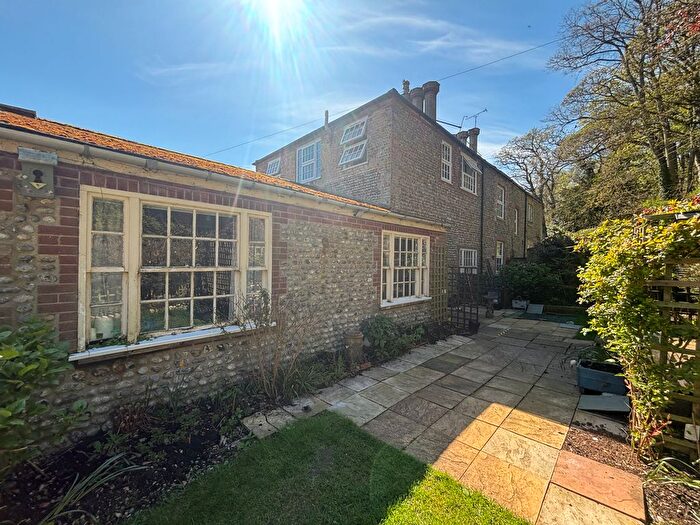 1 Bedroom Flat To Rent In Hall Road, Cromer, NR27