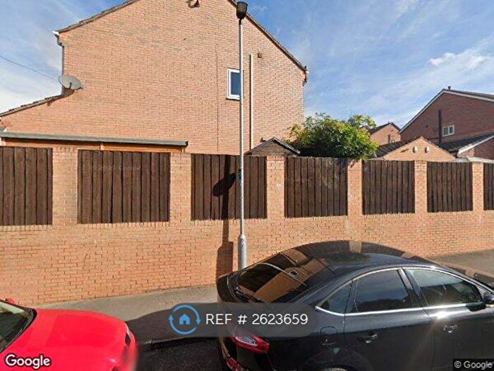2 Bedroom End Of Terrace House To Rent In Ashwood Rd, Rotherham, S62