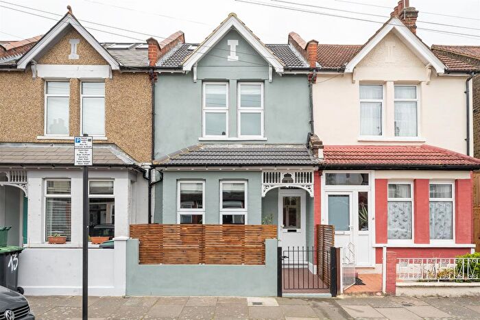 4 Bedroom Property For Sale In Carew Road, Tottenham, N17