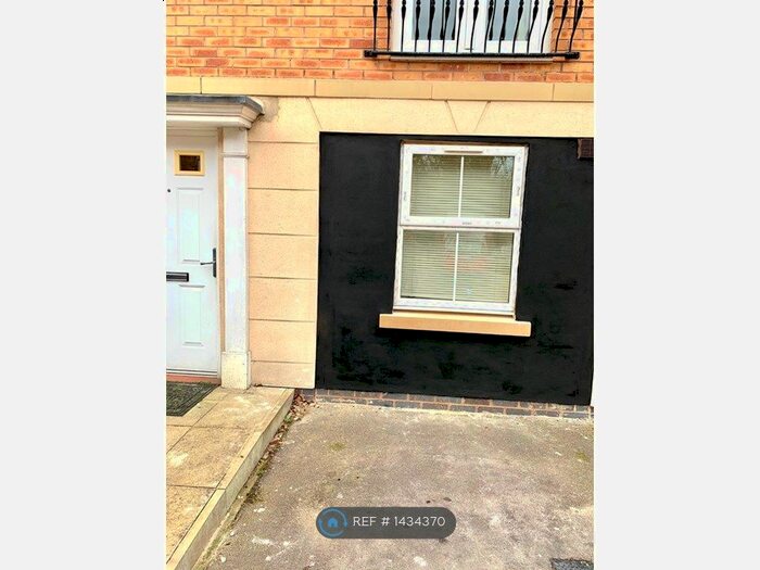 2 Bedroom Flat To Rent In Badgerdale Way, Littleover, Derby, DE23