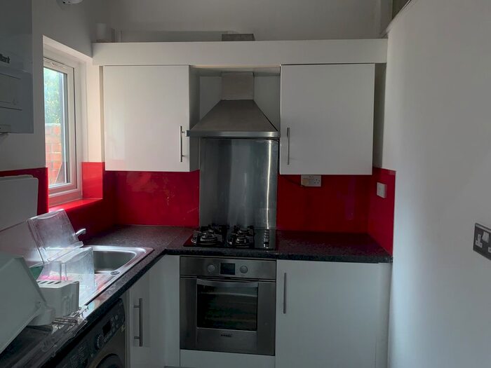 1 Bedroom Flat To Rent In Sussex Road, North Harrow, Harrow, HA1