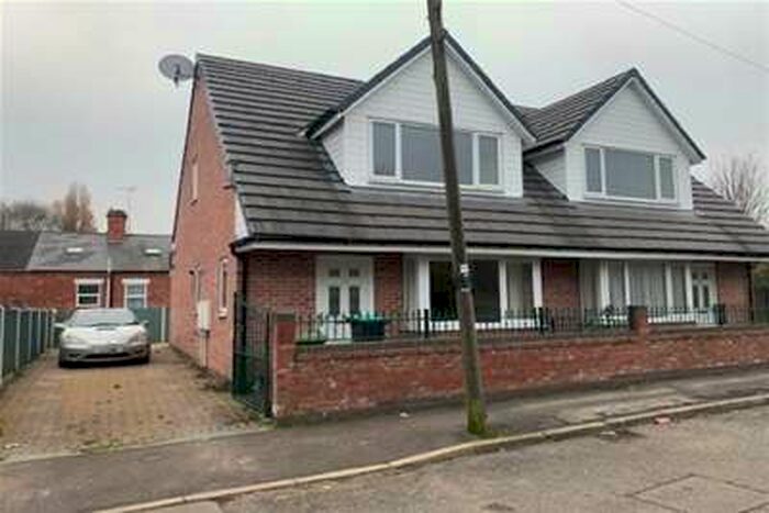 2 Bedroom Semi-Detached House To Rent In Grove Street, Mansfield Woodhouse, Nottingham, NG19