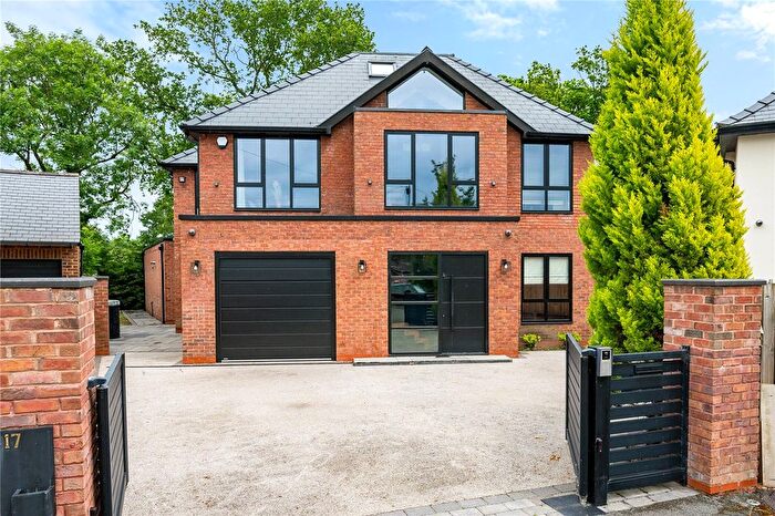 4 Bedroom Detached House To Rent In Warburton Close, Hale Barns, Altrincham, Greater Manchester, WA15