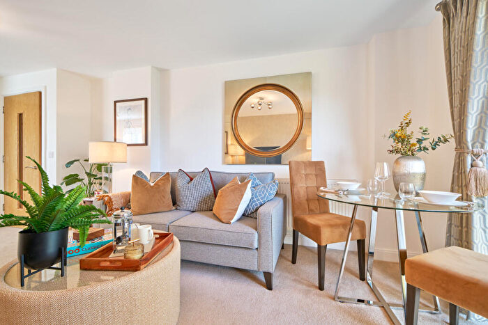 2 Bedroom Retirement Property To Rent In Queens Road, Weybridge, Surrey, KT13