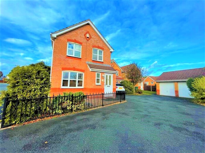 3 Bedroom Detached House To Rent In Carnegie Drive, Wednesbury, WS10