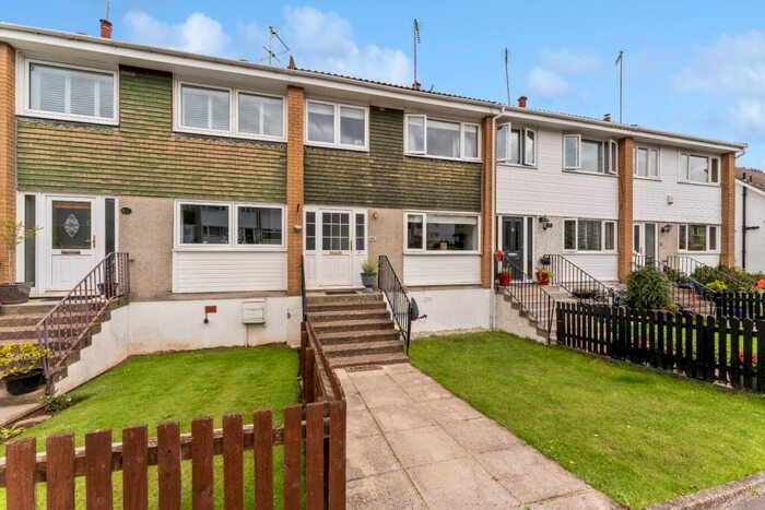 3 Bedroom Terraced House For Sale In Riverside Road, Waterfoot, East Renfrewshire, G76