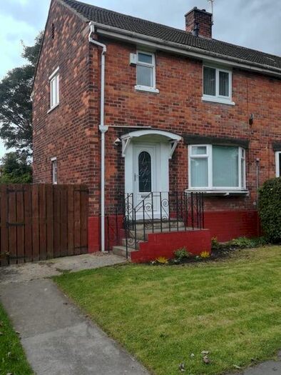2 Bedroom Semi-Detached House To Rent In Beck Place, Peterlee, SR8