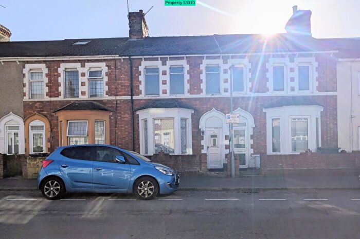 3 Bedroom Terraced House For Sale In Theobald Street, Swindon, SN1