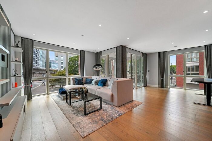2 Bedroom Flat For Sale In Royal Captain Court, Arniston Way, Blackwall, London, E14