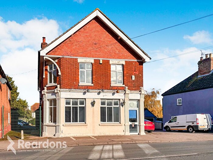 3 Bedroom Flat To Rent In High Street, Sittingbourne, Kent, ME9