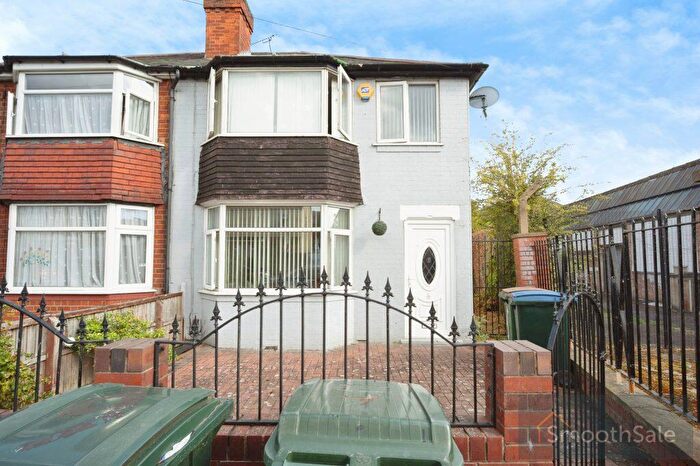 3 Bedroom Semi-Detached House For Sale In Carlton Road, Coventry, CV6