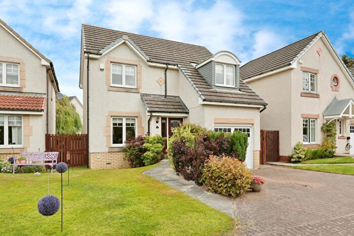 3 Bedroom Detached House For Sale In Beauly Crescent, Dunfermline, Fife, KY11
