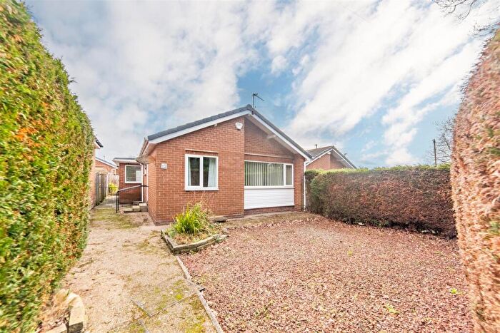 2 Bedroom Detached Bungalow For Sale In Oakdale Close, Newcastle Upon Tyne, NE15