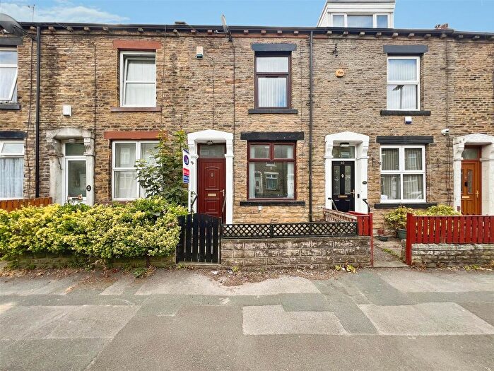 4 Bedroom Terraced House For Sale In Hatfield Road, Bradford, BD2