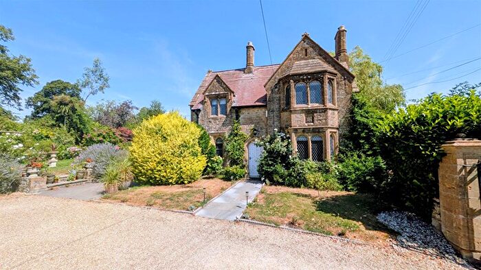 3 Bedroom Detached House For Sale In Yeovil Road, East Coker, Yeovil, BA22