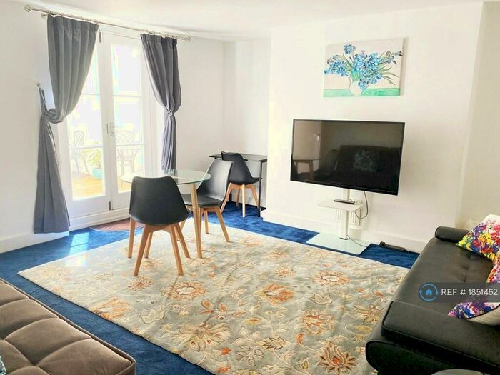 1 Bedroom Flat To Rent In Lansdowne Place, Hove, BN3