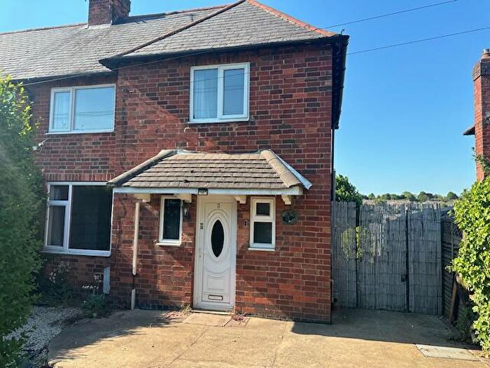 3 Bedroom House To Rent In Shanklin Drive, Grantham, NG31