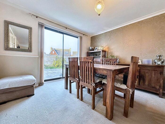 4 Bedroom Detached House For Sale In Gleneagles Drive, Usworth, Washington, Tyne And Wear, NE37