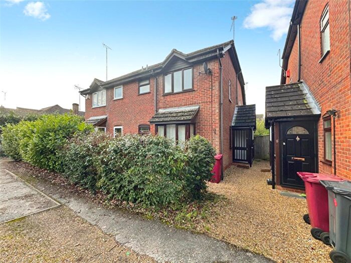 1 Bedroom Terraced House To Rent In Parkside Road, Reading, Berkshire, RG30