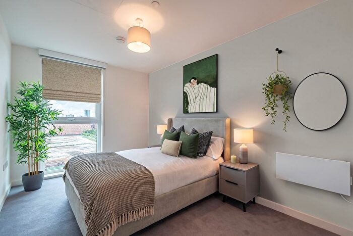 2 Bedroom Flat For Sale In Old Mill Street, Manchester, M4