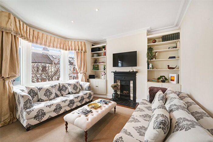 3 Bedroom End Of Terrace House To Rent In Inglethorpe Street, London, SW6