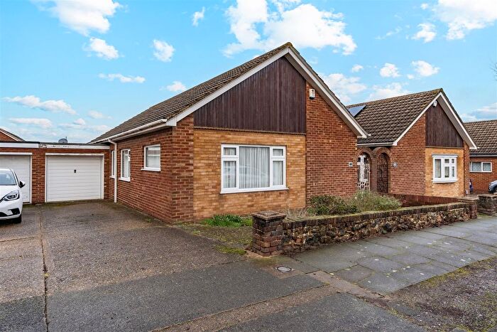 3 Bedroom Detached Bungalow For Sale In Cambria Crescent, Gravesend, DA12