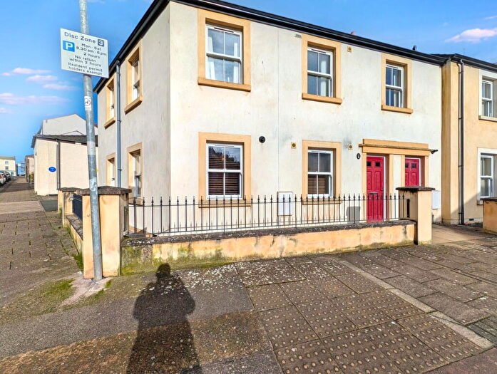 2 Bedroom Flat For Sale In Lower Church Street, Maryport, CA15