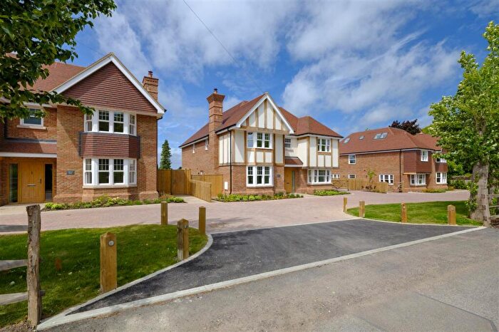 6 Bedroom Detached House For Sale In Dexter House, Barnsole Road, Staple, CT3