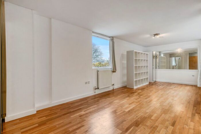 1 Bedroom Studio To Rent In Avenue Road, London, N6