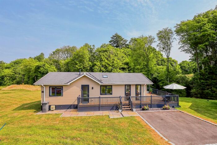 2 Bedroom Mobile/park Home For Sale In Lewes Road, Blackboys, Uckfield, TN22