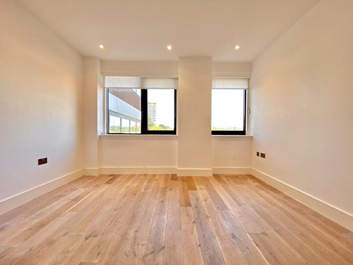 1 Bedroom Apartment To Rent In Romney Place, Maidstone, ME15