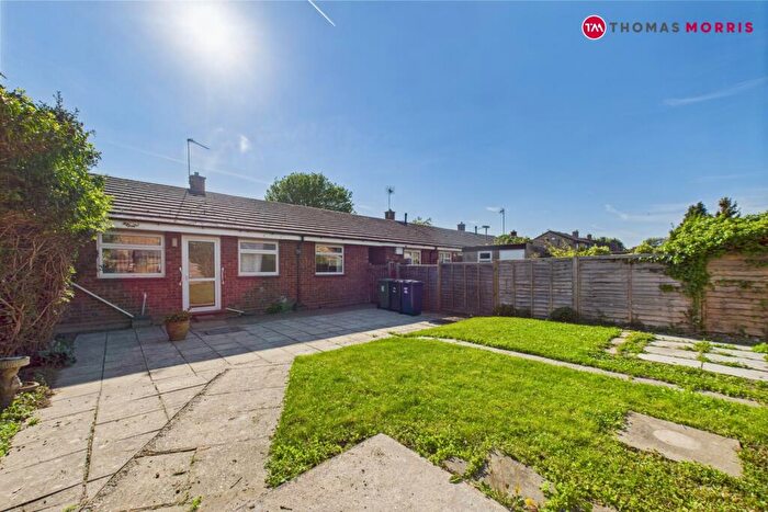 2 Bedroom Bungalow For Sale In Palmers Way, Melbourn, Royston, Cambridgeshire, SG8