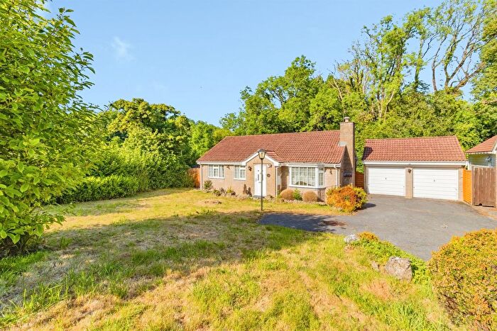 3 Bedroom Detached Bungalow For Sale In Tor Gardens, Ogwell, Newton Abbot, TQ12