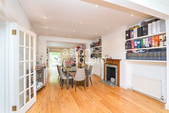 6 Bedroom Detached House To Rent In Prothero Gardens, London, NW4