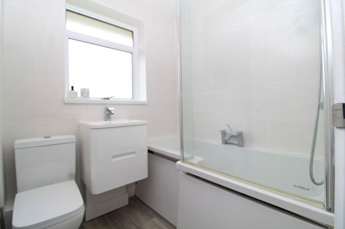 3 Bedroom Terraced House To Rent In Moor Park Close, Gillingham, ME8