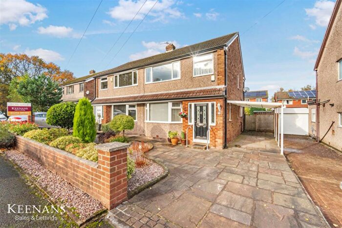 3 Bedroom Semi-Detached House For Sale In Somerset Road, Rishton, Blackburn, BB1