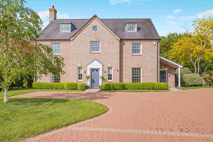 6 Bedroom Detached House For Sale In Appleacres, Old Catton, Norwich, NR6
