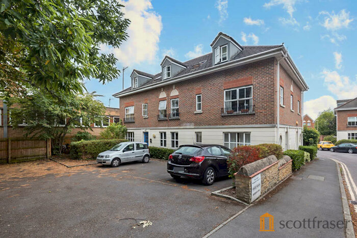 1 Bedroom Apartment To Rent In Don Bosco Close, East Oxford, OX4