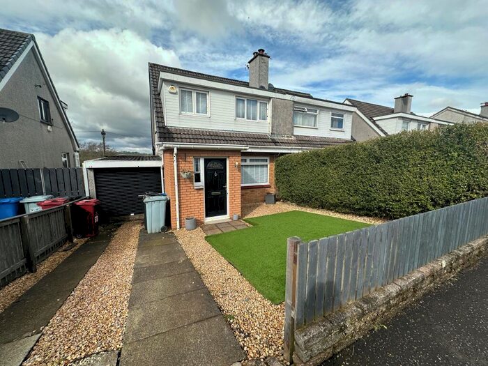 3 Bedroom House To Rent In Mainsacre Drive, Stonehouse, ML9