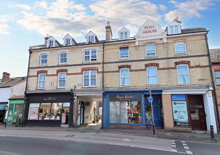 2 Bedroom Apartment To Rent In Molesey Road, Walton-On-Thames, Surrey, KT12
