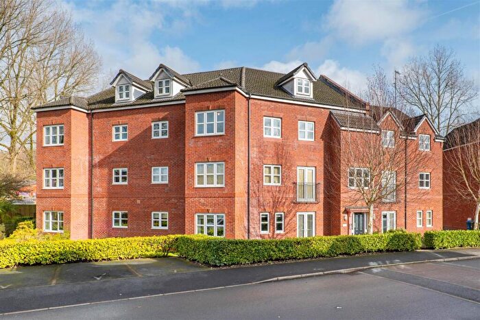 2 Bedroom Apartment For Sale In Duxbury Gardens, Chorley, PR7
