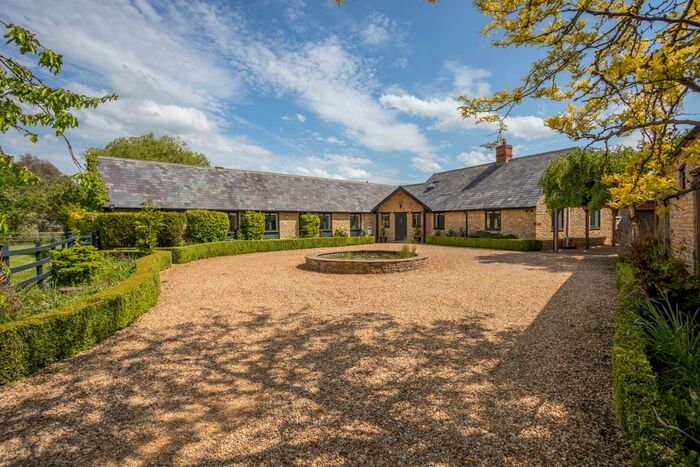 5 Bedroom Equestrian Property For Sale In Rookery Lane, Stoke Bruerne, Northamptonshire, NN12