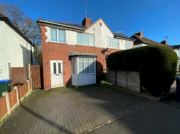3 Bedroom House To Rent In Merrions Close, Birmingham, B43