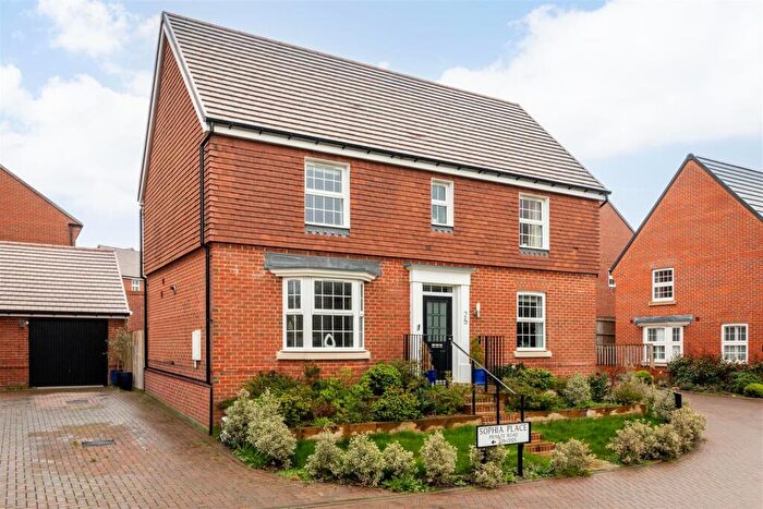 4 Bedroom Detached House For Sale In Sophia Place, Haywards Heath, RH16