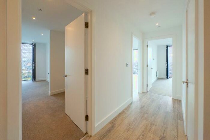 2 Bedroom Apartment To Rent In The Blade, Silvercroft Street Manchester, M15